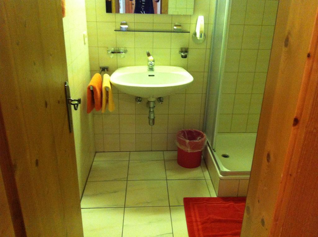 Hotel Garni Pfandl Neustift im Stubaital Δωμάτιο φωτογραφία